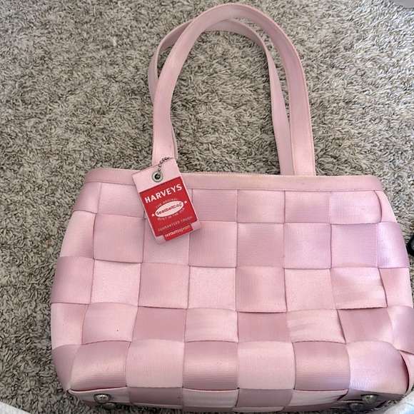 Harveys Handbags - Pink Harvey’s Seat Belt Bag! Never used
